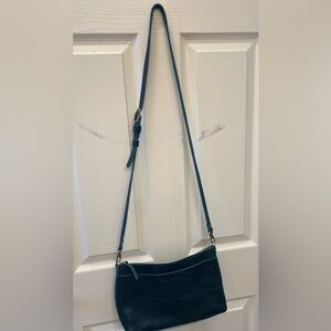 Gorgeous Portland Leather Goods Large Poppy crossbody in Lagoon